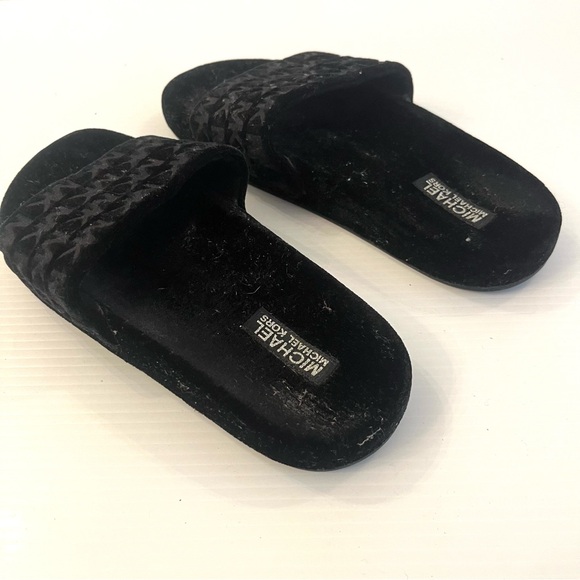 MICHAEL Michael Kors Black Embossed Mules - Size 6 - Picture 7 of 10